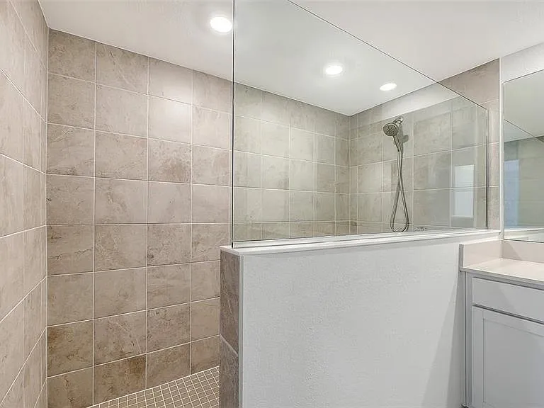 5624 Summit Pointe Cir #104 — Photo 33