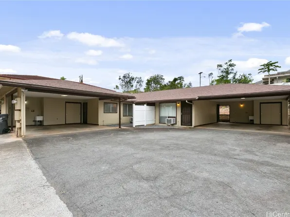 1095 Luapele Dr, Honolulu, HI 96818