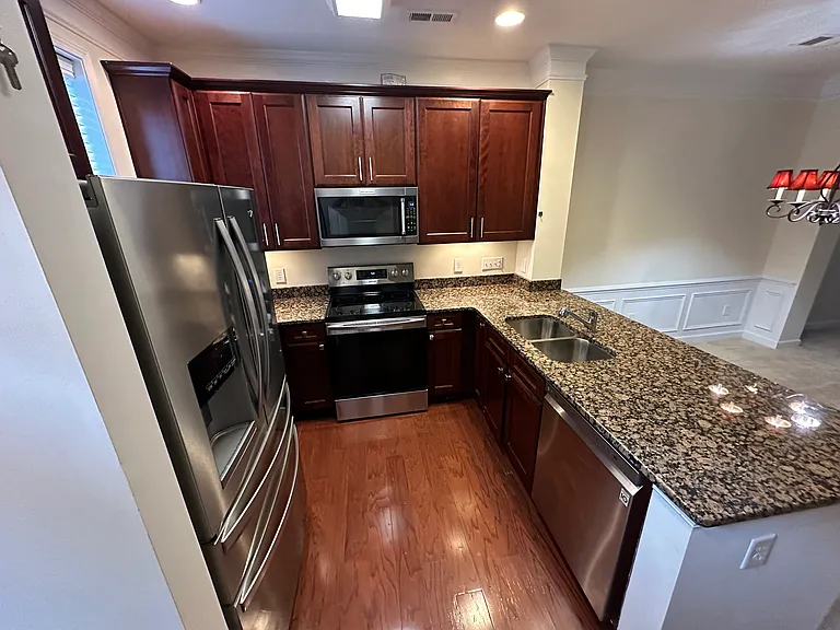 9733 Longstone Ln — Photo 11
