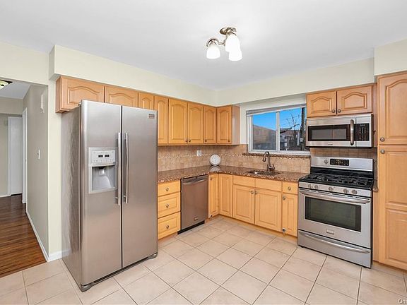 4th image of 15351 78th St APT 1