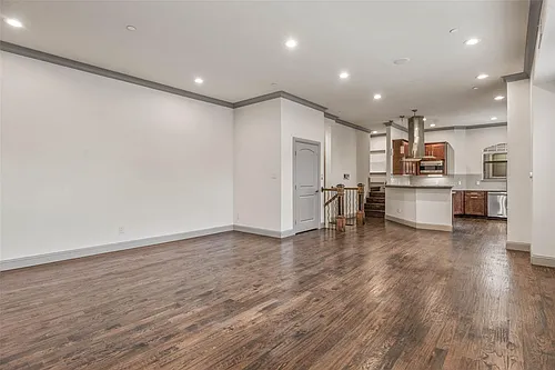 3142 Ross Ave #7 Photo 1