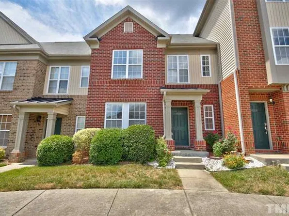 9908 Marni Ct, Raleigh, NC 27617