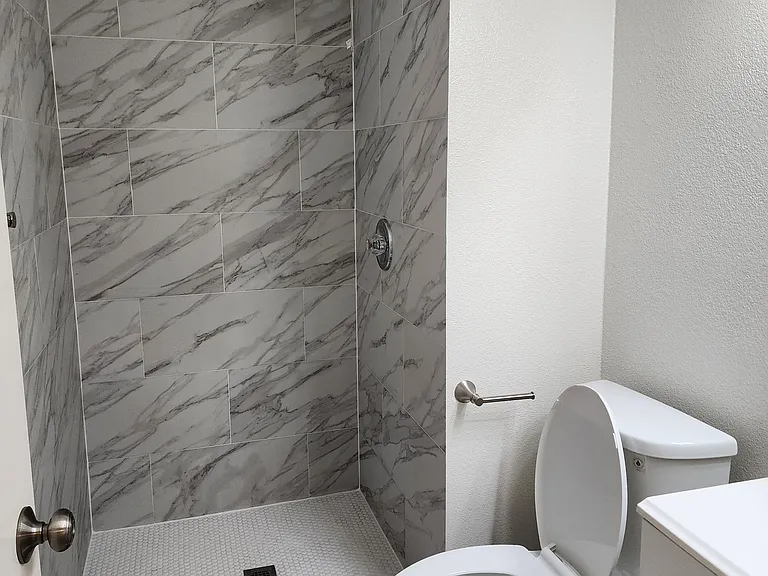 Casa Blanca Apartments — Photo 16