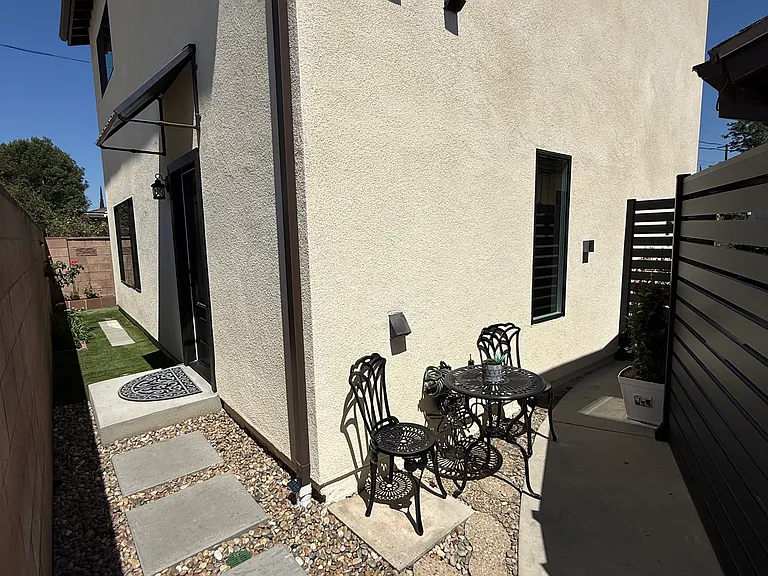 7829 Vicky Ave — Photo 2