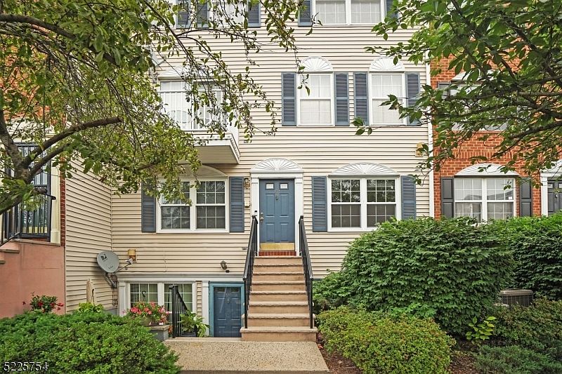 92 Callahan Ct, Newark, NJ 07103 Zillow