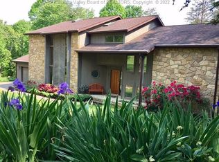 111 Saddlecrest Ests, Charleston, WV 25314