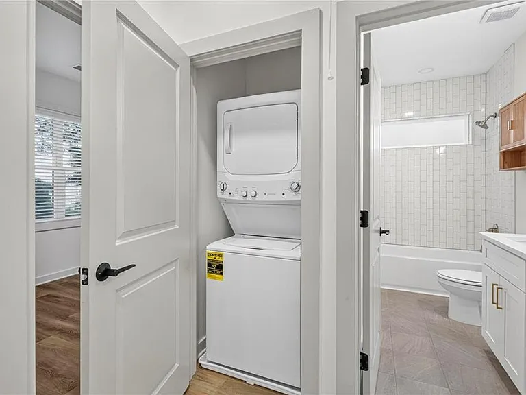 122 Hilltop Dr SW — Photo 18