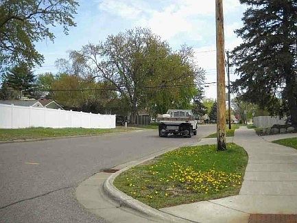 5th image of 6101 Kyle Ave N