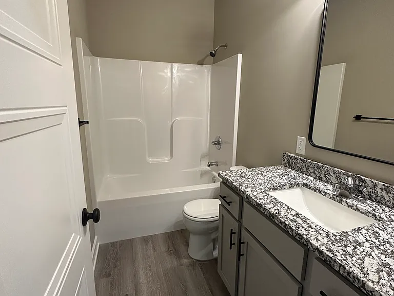 Hall Bath_06202023