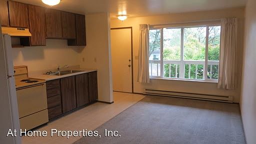 2nd image of 2340 SW Leonard St APT 07