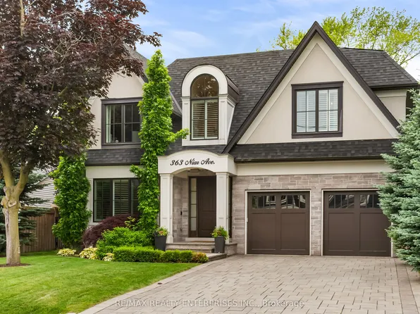 363 Niar Ave, Mississauga, ON L5G 1W2