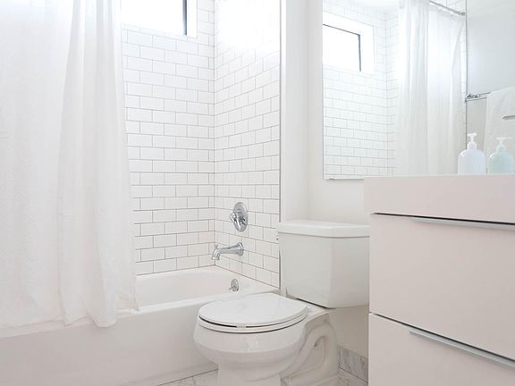 4th image of 226 Avenue 57 #209