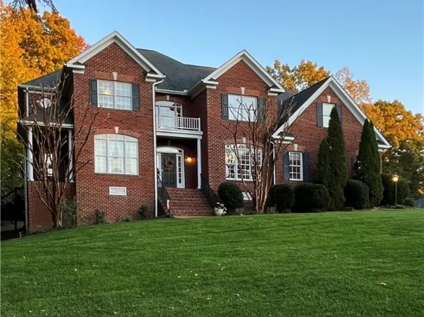 13136 Ashleys Boreen Ln, Glen Allen, VA 23059