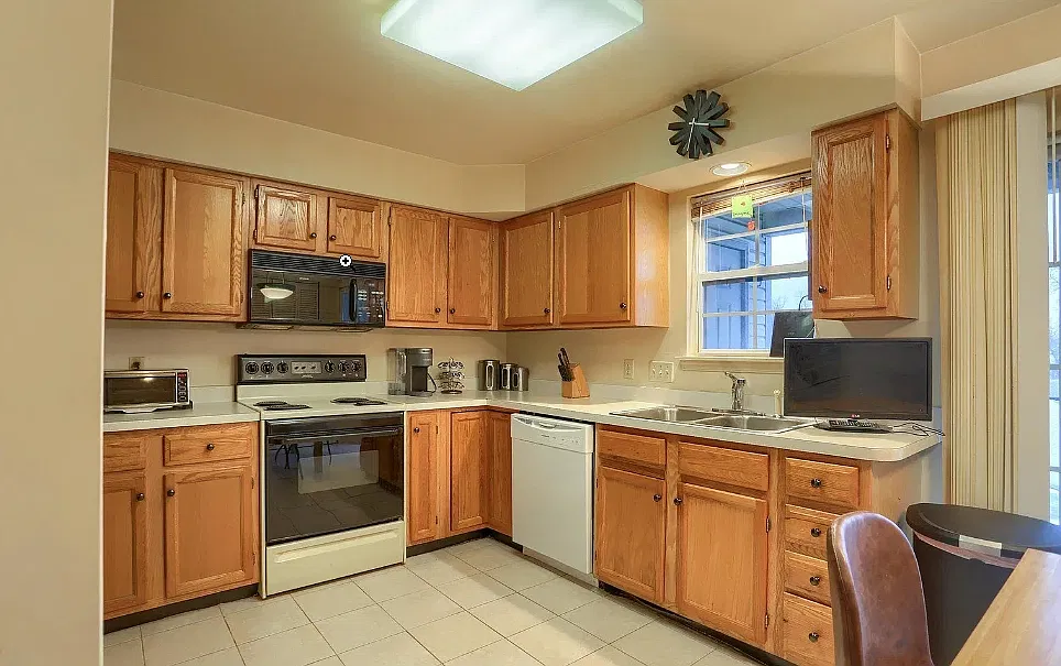2 bed, 1142 sqft, $1,369 — Photo 4