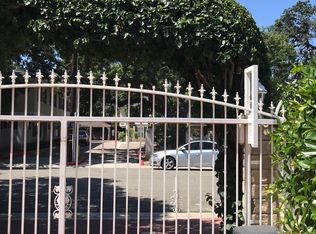 3199 Royal Oaks Dr APT C, Thousand Oaks, CA 91362