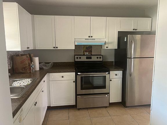 4th image of 3777 Mil Lake Court