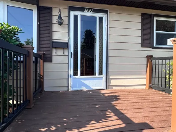 122 E Roosevelt Ave, Middletown, PA 17057