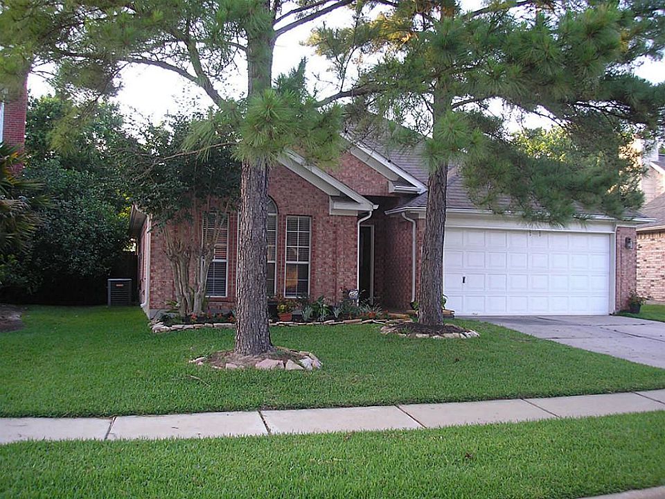 1st image of 17946 Stoney Glade Ct