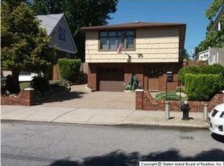 102 Eltingville Blvd, Staten Island, NY 10312