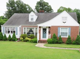 901 Bolling Rd, Roanoke Rapids, NC 27870