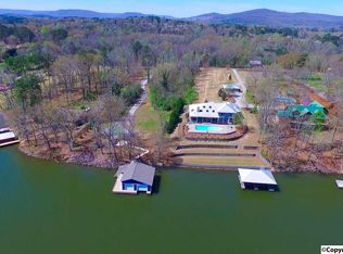 597 Winn Rd, Scottsboro, AL 35769