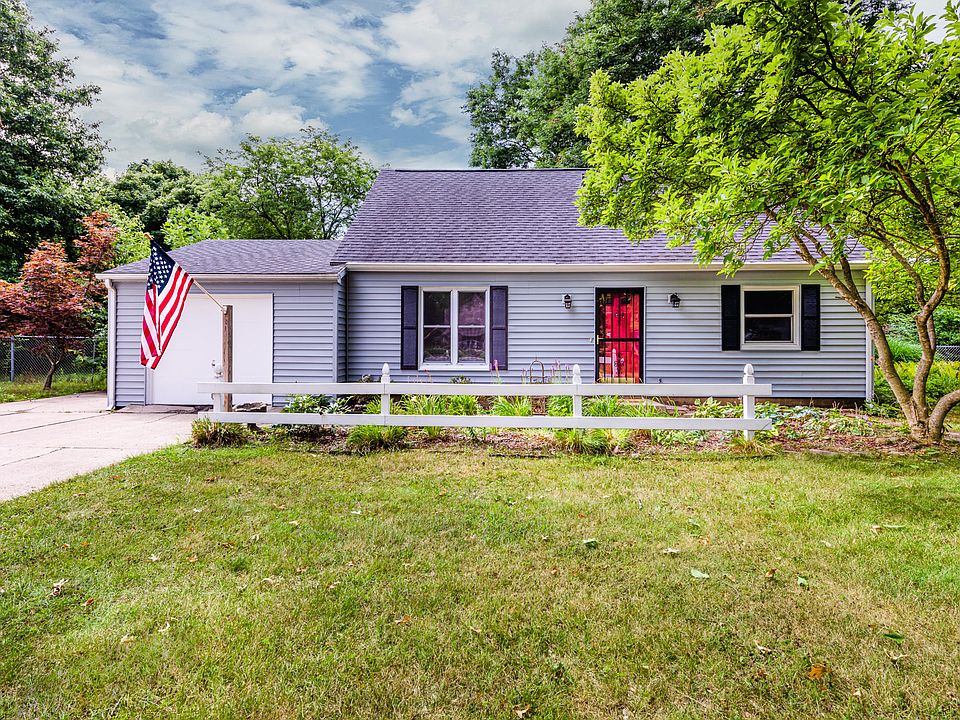 1st image of 1810 Kilarney Ln