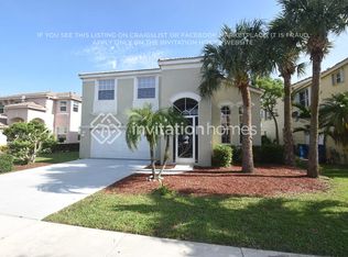 2736 Misty Oaks Cir, Royal Palm Beach, FL 33411