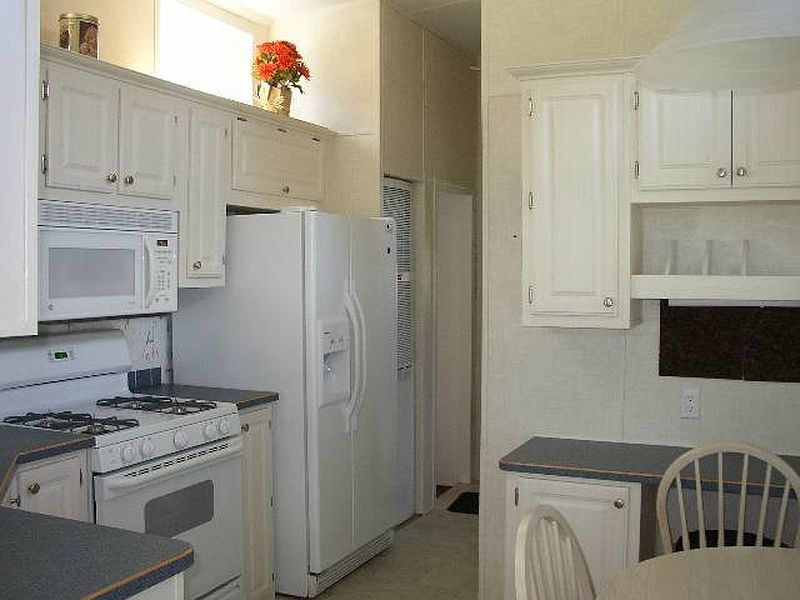 4th image of 135 HART Road