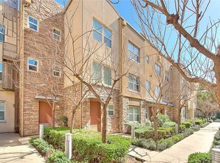 249 E Jeanette Ln, Santa Ana, CA 92705
