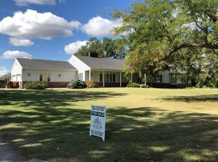 962 S Walnut St, Maryville, MO 64468