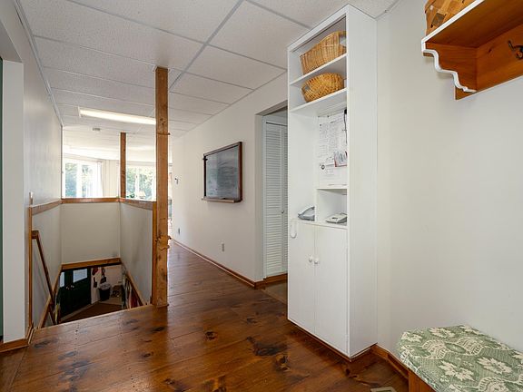 5th image of 71 Stone Pond Road