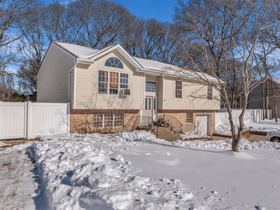 19 Summit, Farmingville, NY, 11738