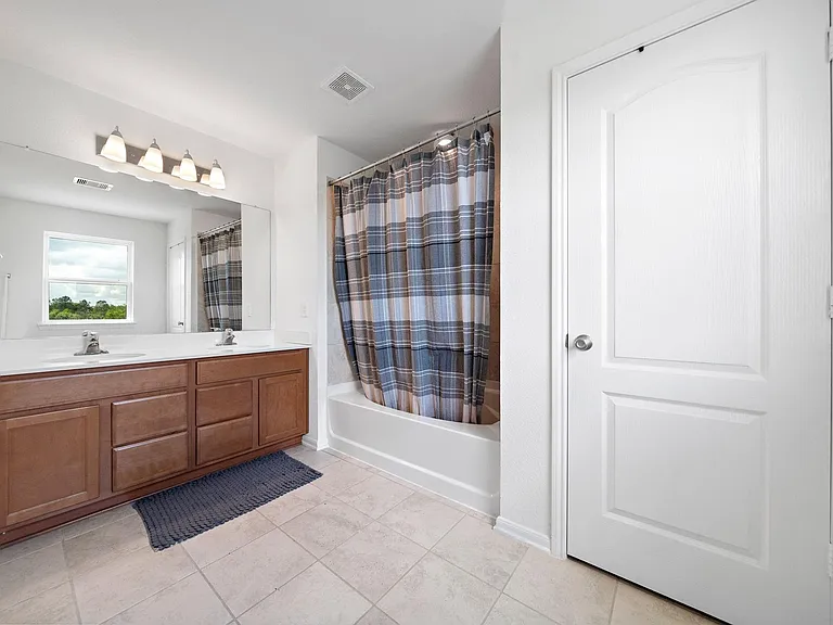 25203 Farmdale Ln — Photo 11
