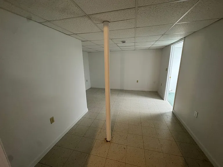 36 Church St — Photo 23