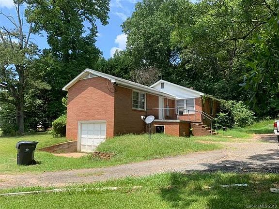 3rd image of 8711 Moody Rd