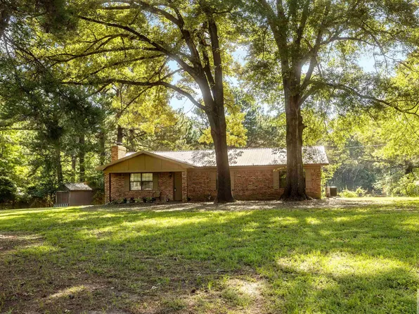 35 County Road 1120 E, Maud, TX 75567