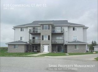 610 Commercial Ct APT 11, Fairfax, IA 52228