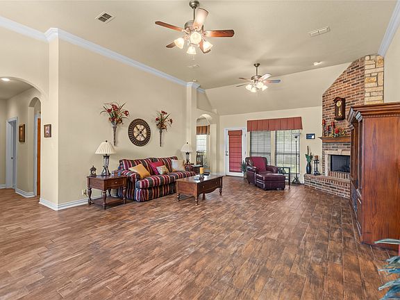 3rd image of 52 Cedar Bayou Cir