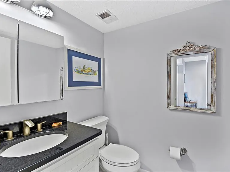 807 Mallery St #A — Photo 9