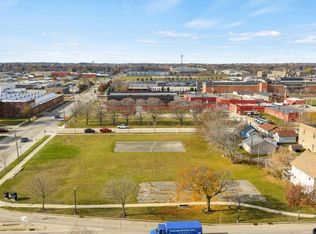 1206 DE KOVEN AVENUE, Racine, WI 53403