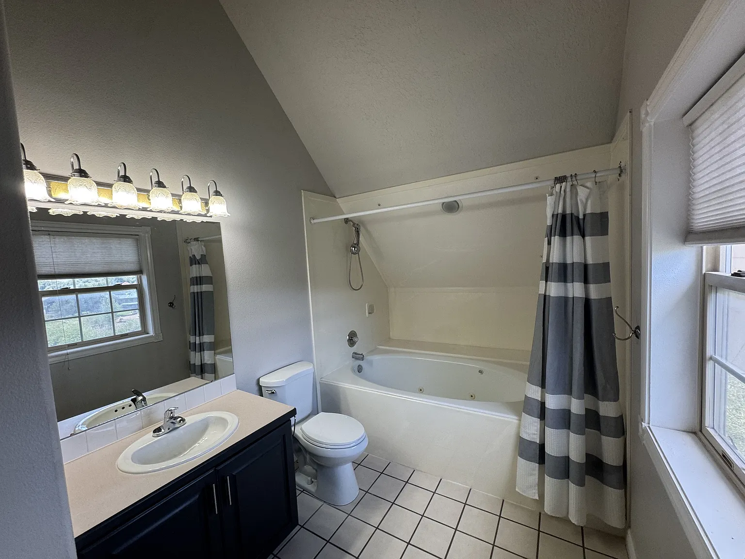 340 Rainbow Lane B - 1 — Photo 4