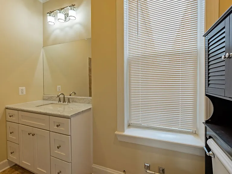 45 R St NW #2 — Photo 21