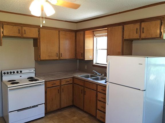 5th image of 802 S 17th St