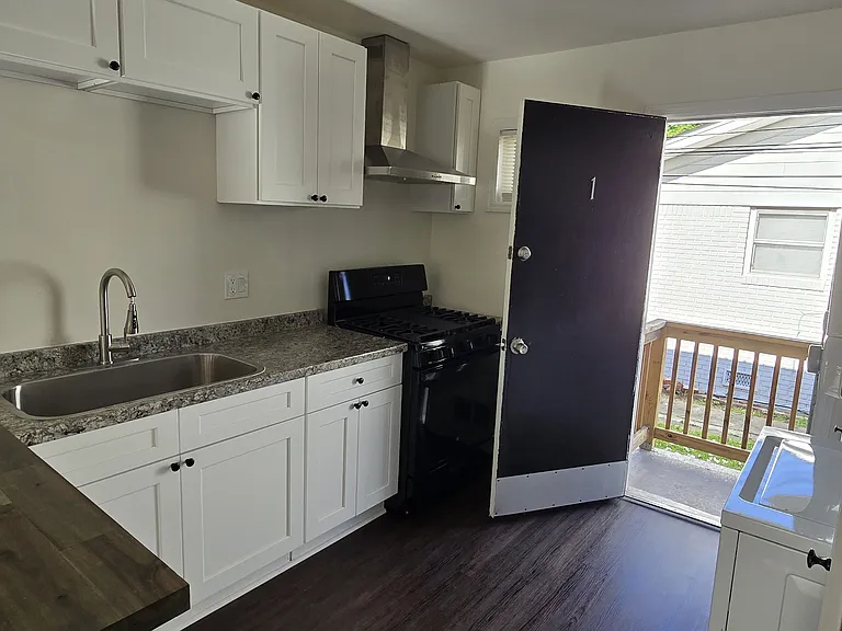 1437 Vesta Ave #1 — Photo 19