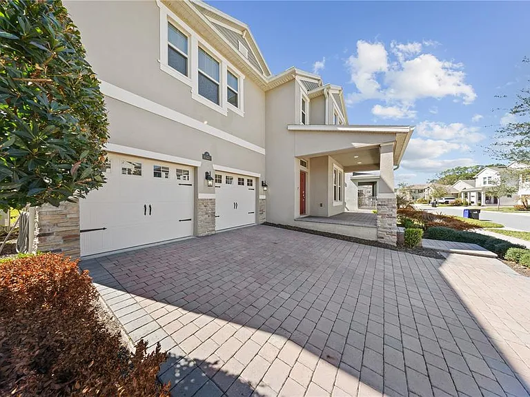15537 Mango Isle St — Photo 14
