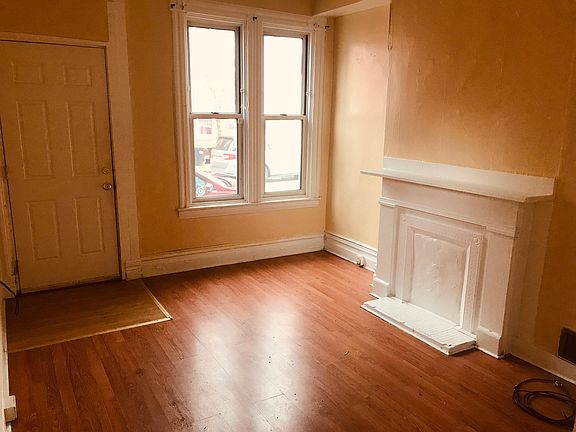 2nd image of 300 Miltenberger St
