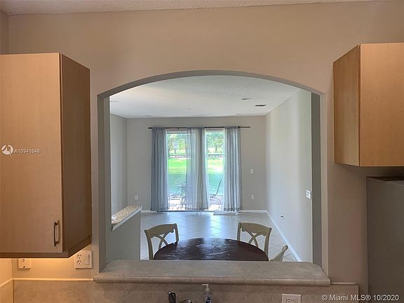 4th image of 2357 NE 42nd Cir