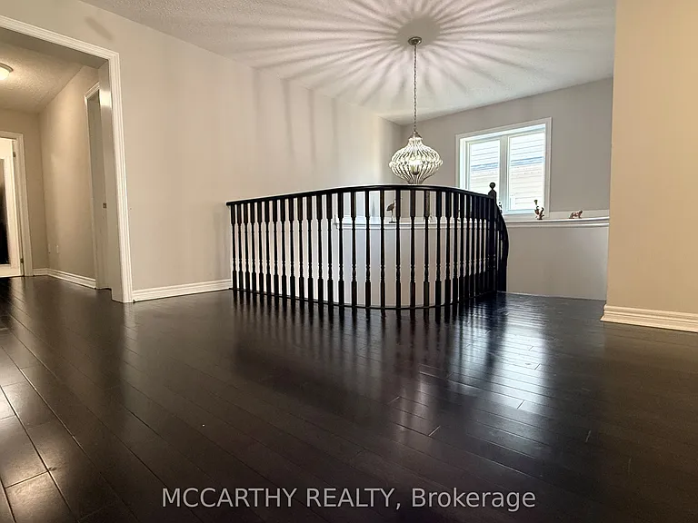 124 Johnson Dr — Photo 18