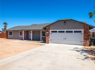 13055 Topock Rd, Apple Valley, CA 92308
