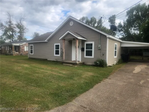 155 Bean St, Clarksville, AR 72830